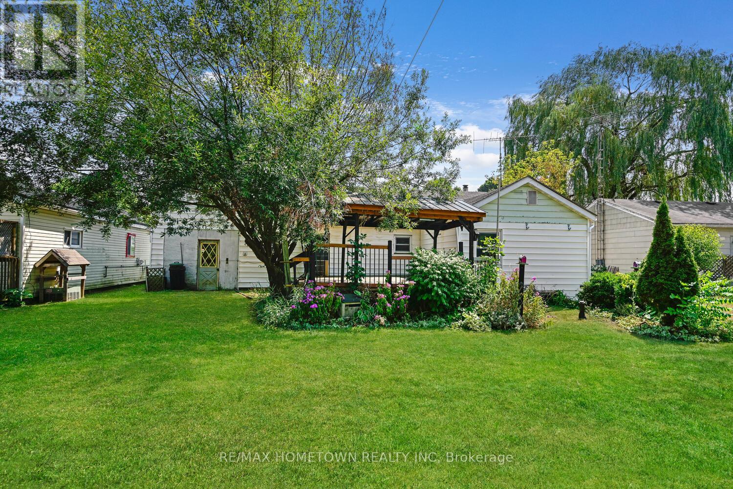 8 WILTSE STREET W