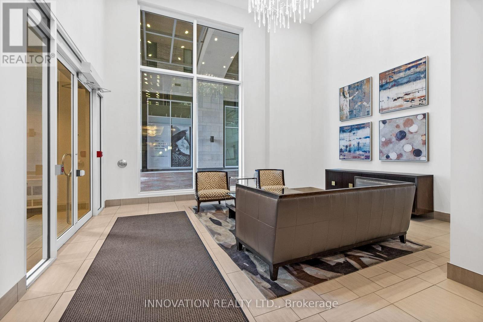 807 - 88 RICHMOND ROAD