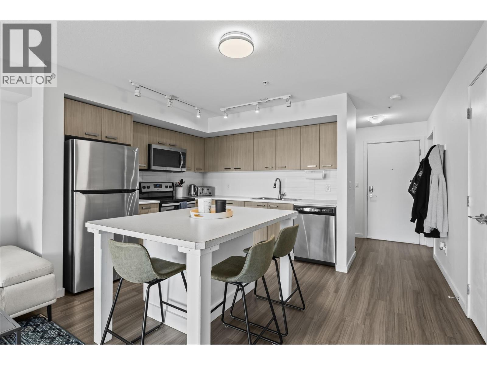 775 Academy Way Unit# 203