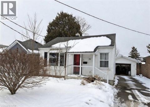 42 AVENUE Road Cambridge ON N1R1B9