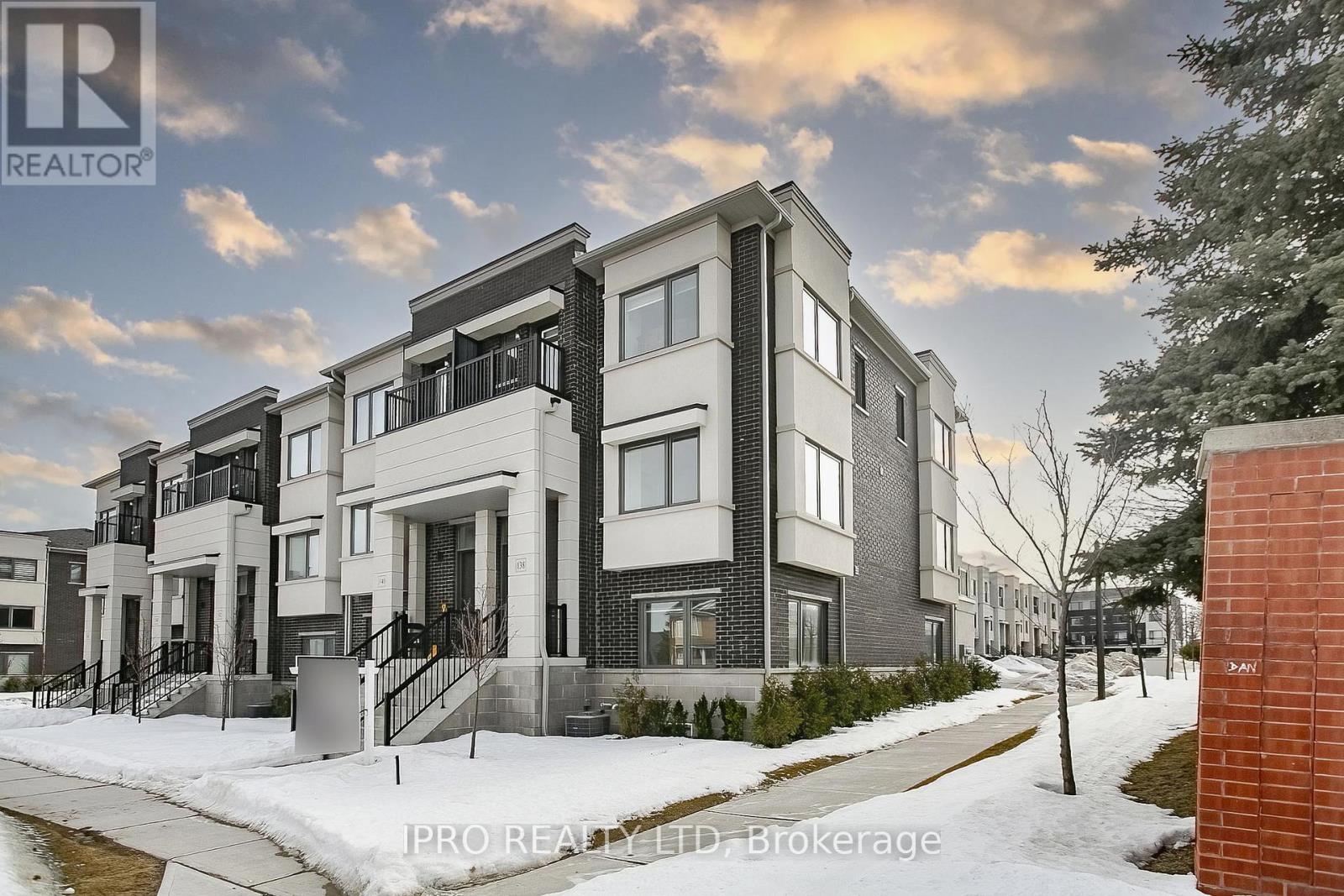 138 LANDSBRIDGE STREET
