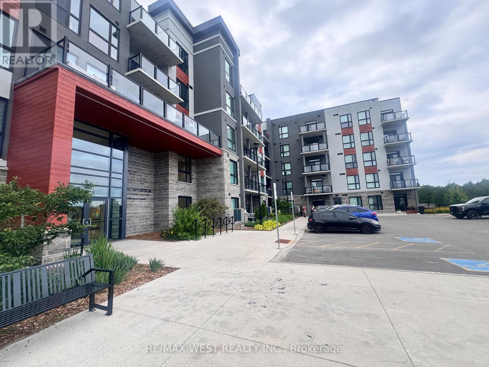 325 - 4 KIMBERLY LANE