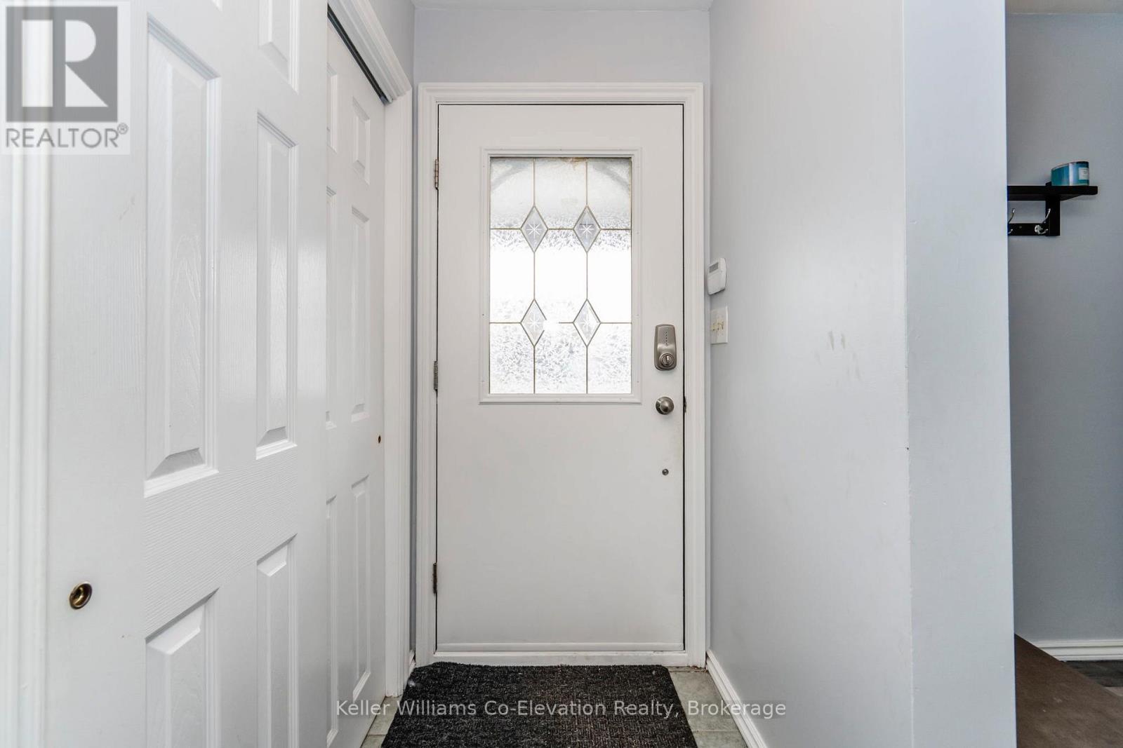 1 BONAVENTURE PLACE