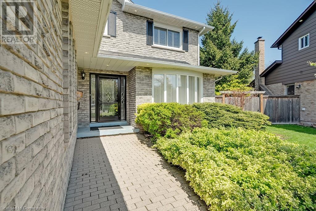2347 TWEEDSMUIR Court
