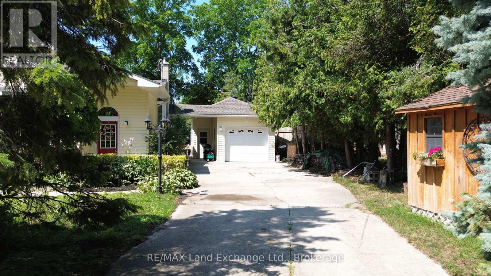213 HURON RD, R. R. #1 ROAD