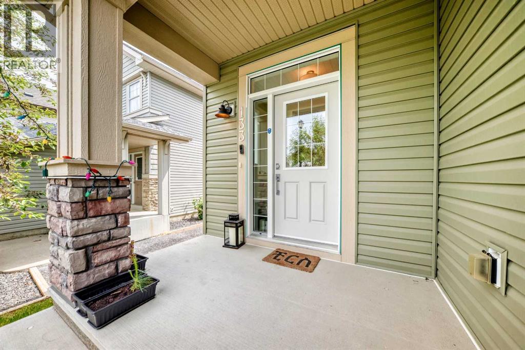 133 Baywater Way SW