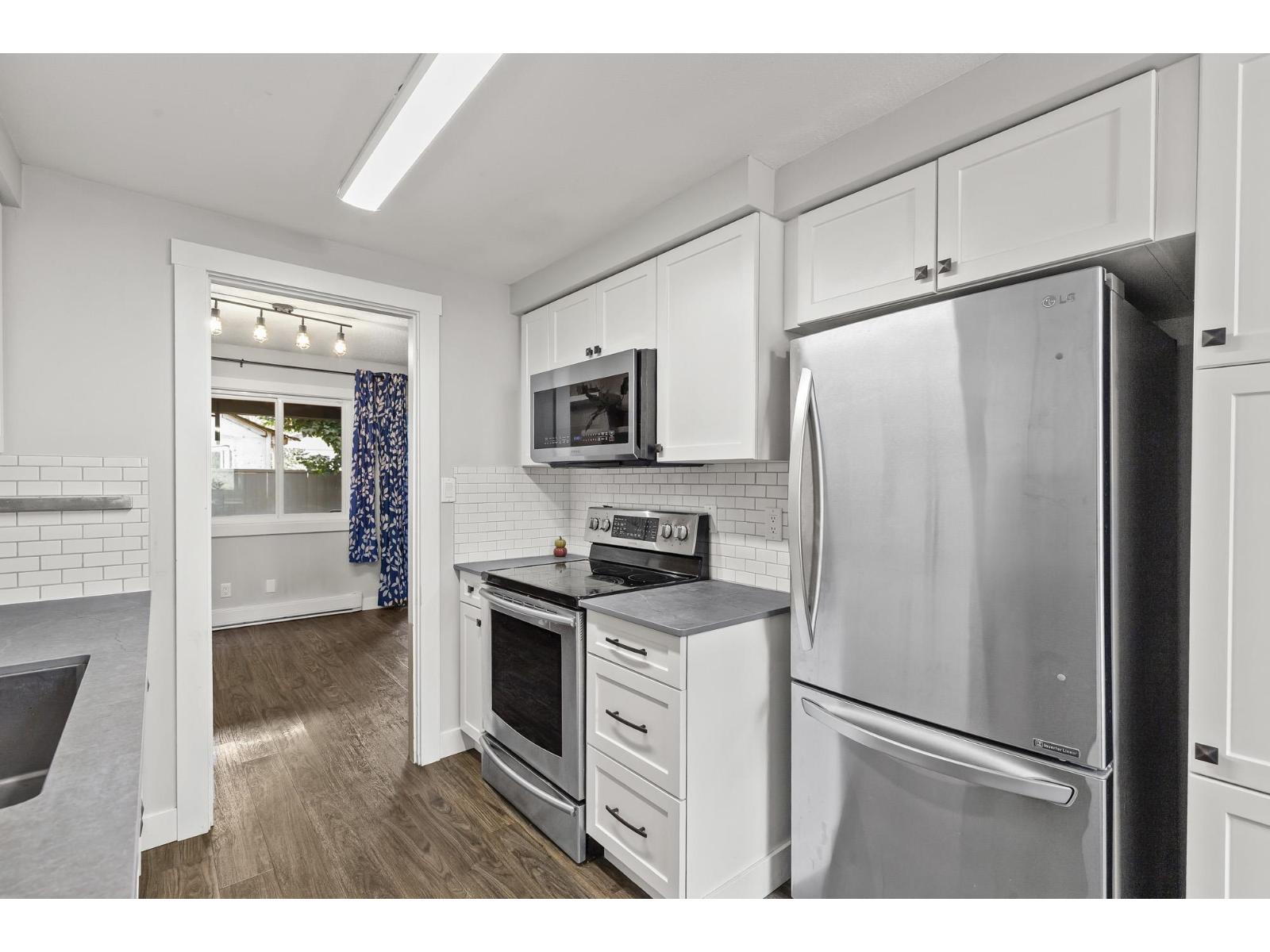 46 46689 FIRST AVENUE|Chilliwack Proper East