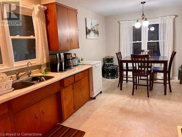 172 ELGIN Crescent