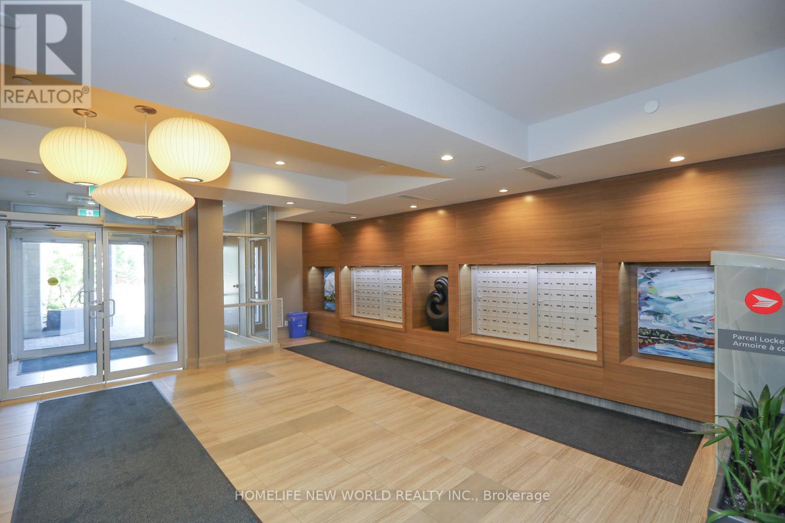 405 - 2 ADAM SELLERS STREET