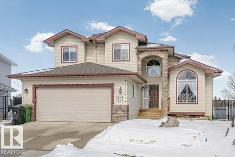 37 WEDGEWOOD Fort Saskatchewan AB T8L4S3