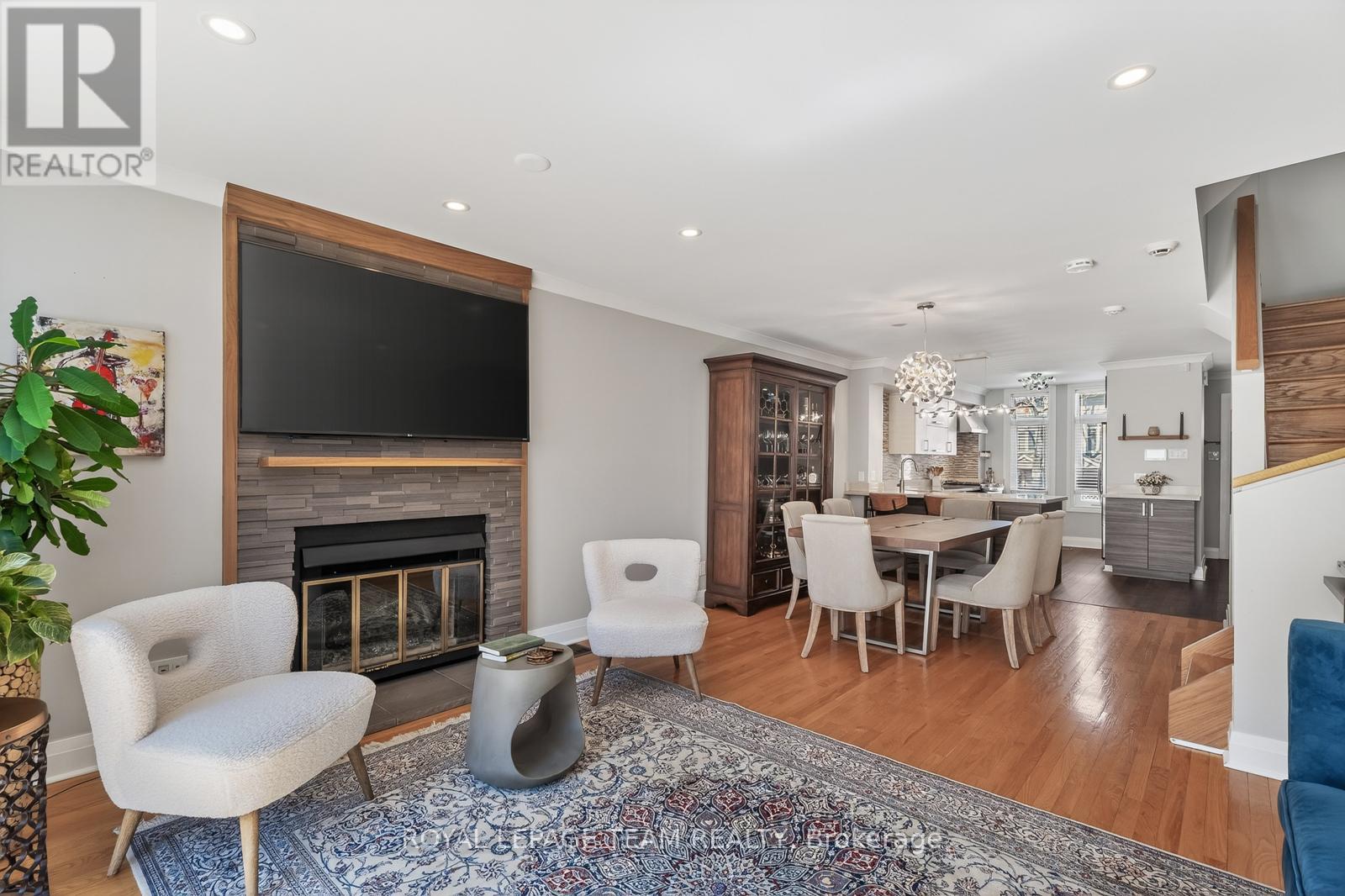 10 - 72 GREENFIELD AVENUE