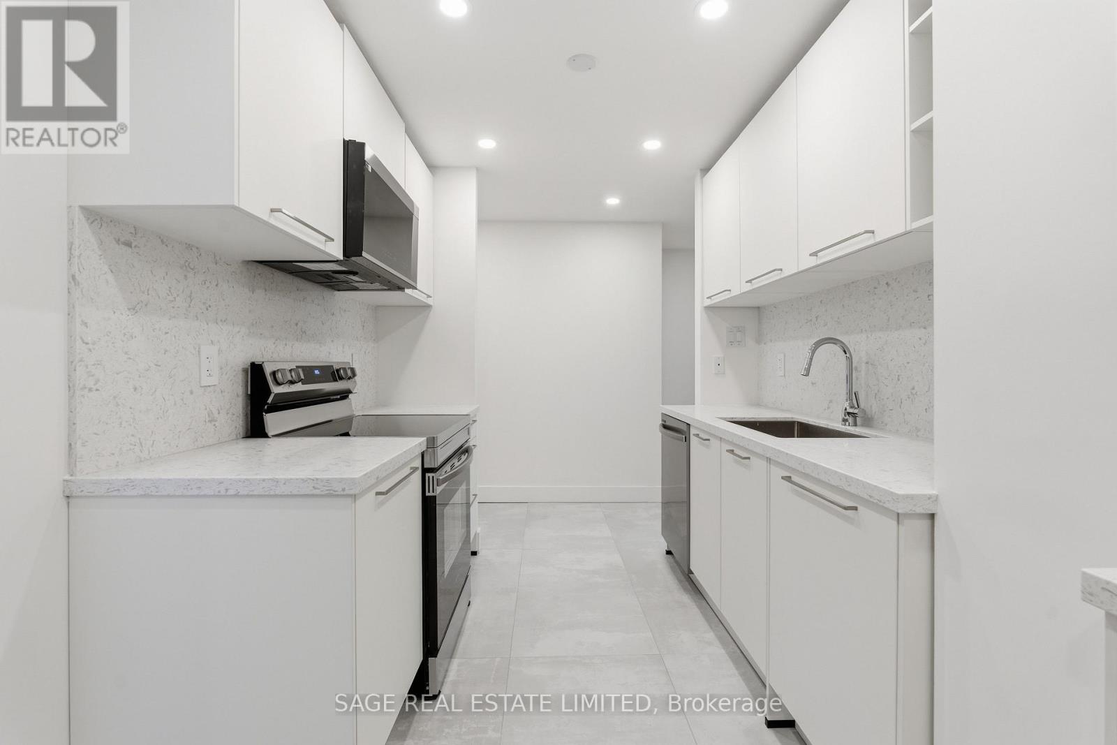 707 - 1515 LAKESHORE ROAD E