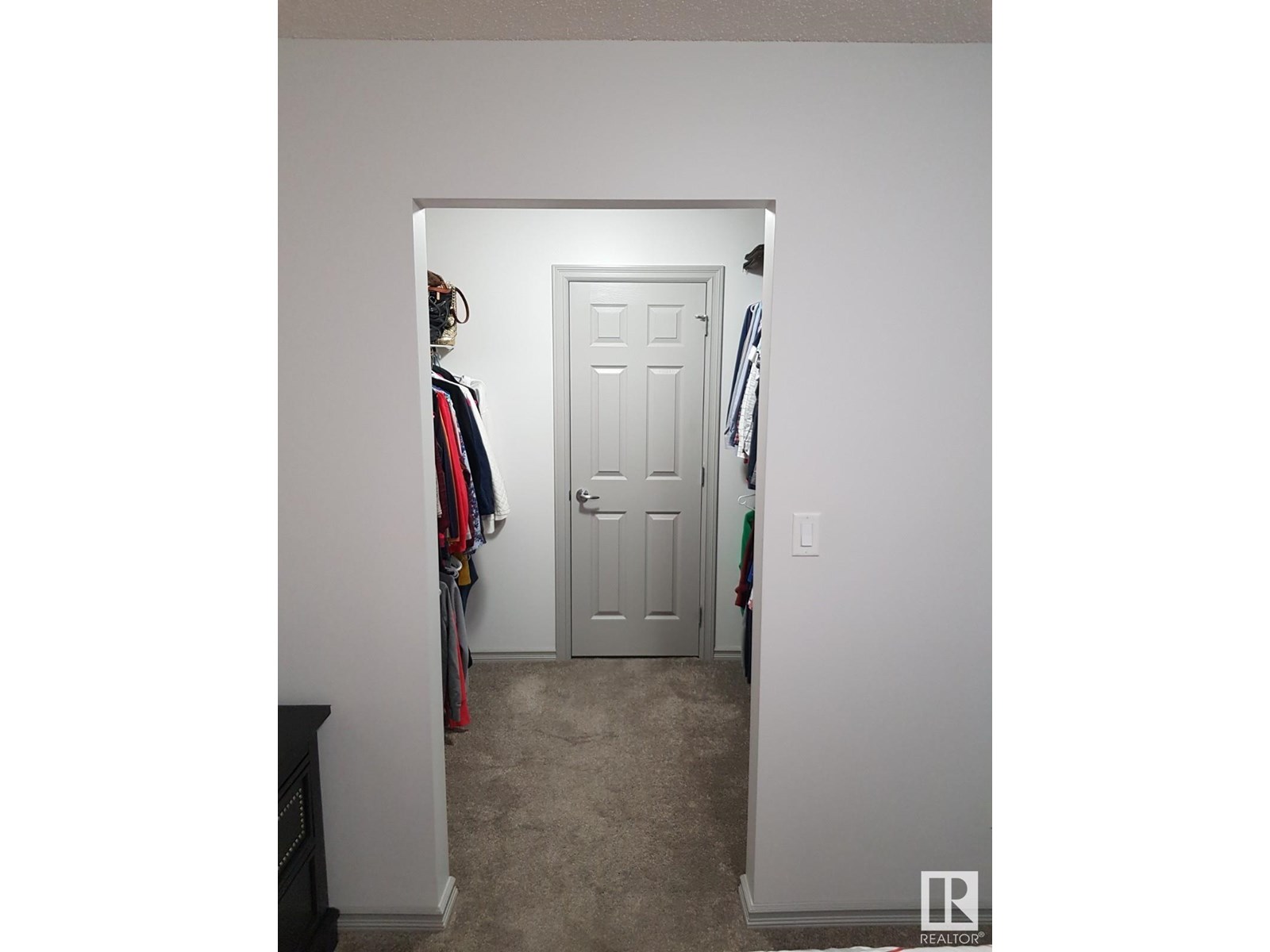 #117 2204 44 AV NW