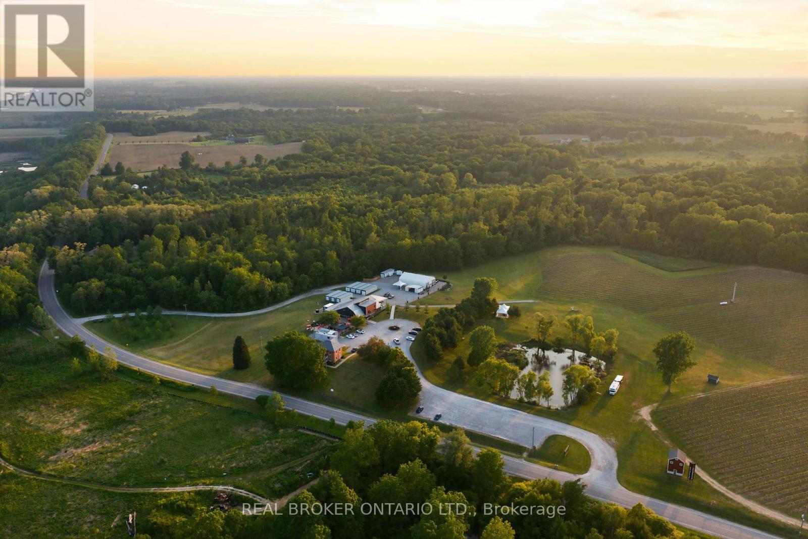 Photo 1 of 50 — 1709 FRONT ROAD, Norfolk (St. Williams), ON N0E1P0