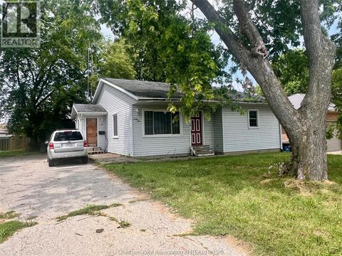 44/48 Wilson STREET Wallaceburg ON N8A4P8