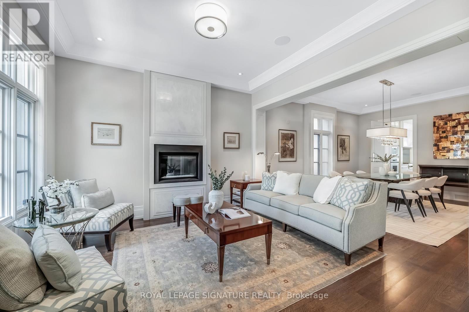 15 DELAVAN AVENUE