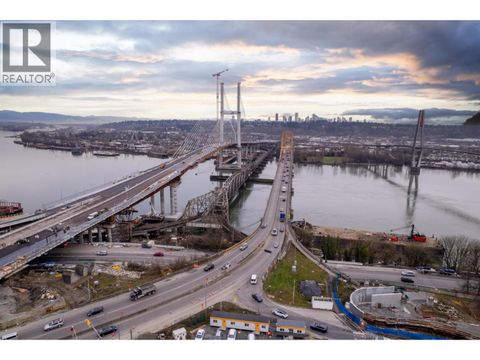 1002 47 AGNES STREET New Westminster BC V3L1E2