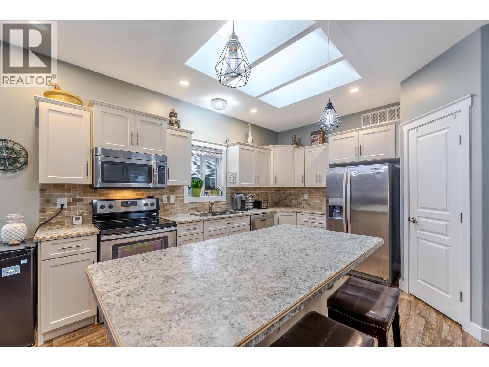 8300 Gallagher Lake Frontage Road Unit# 85