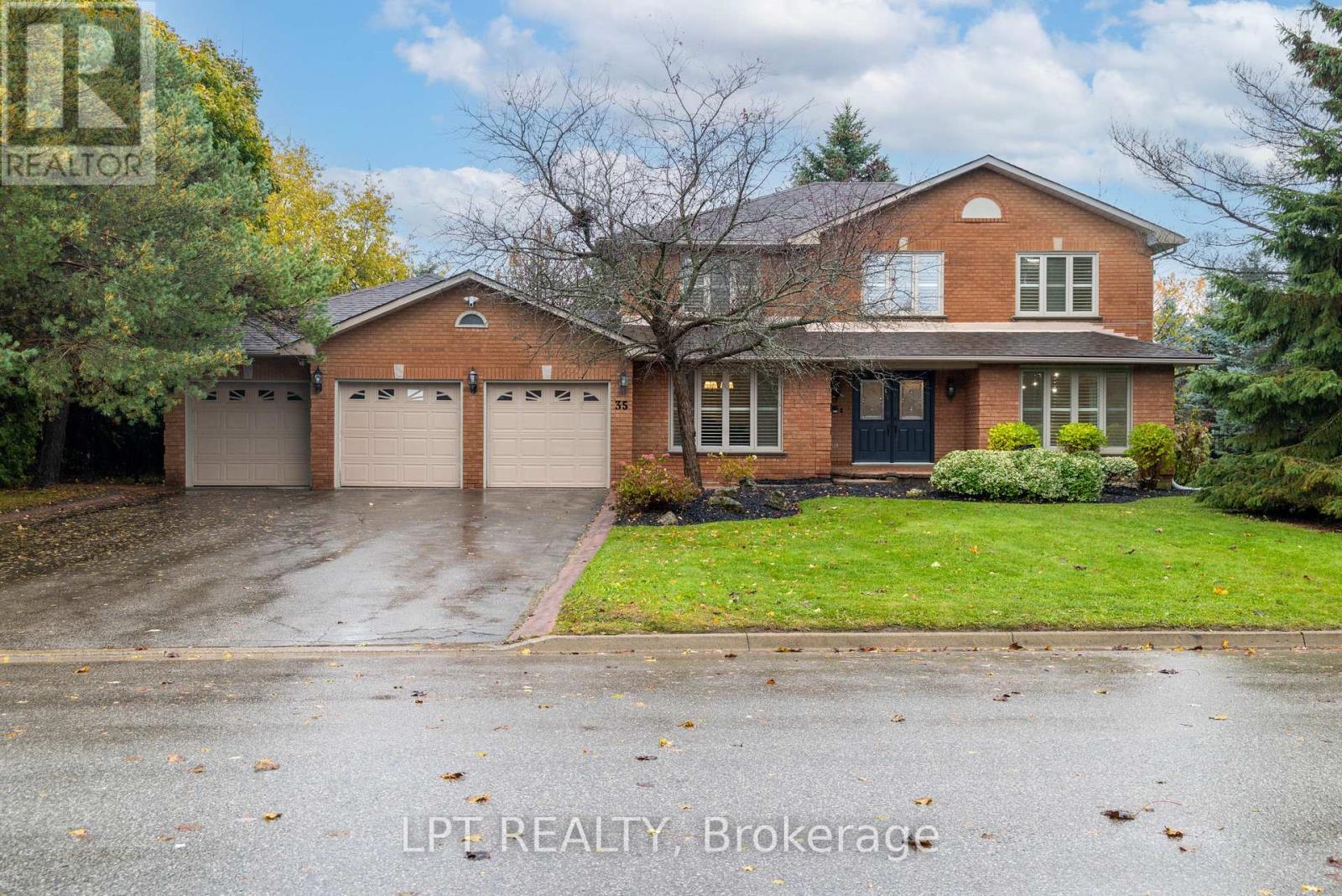 35 DENNIS DRIVE