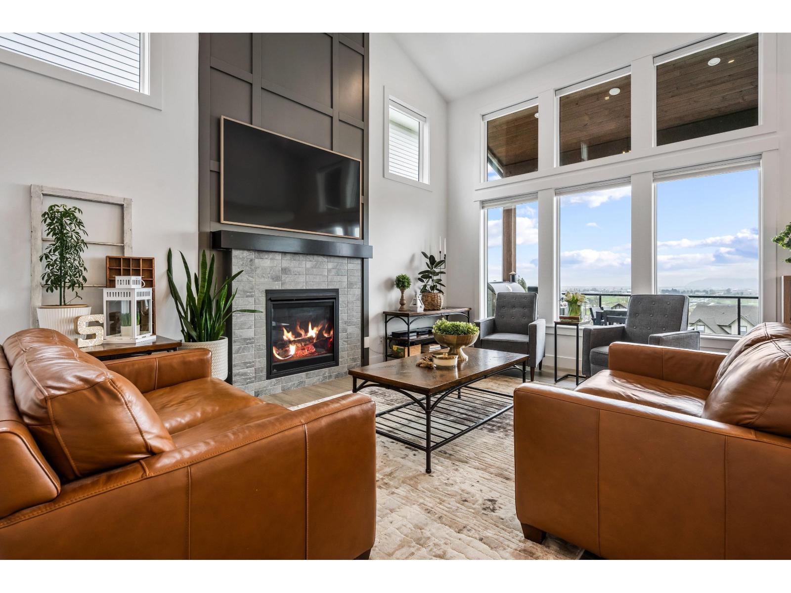 50957 SOPHIE CRESCENT|Eastern Hillsides