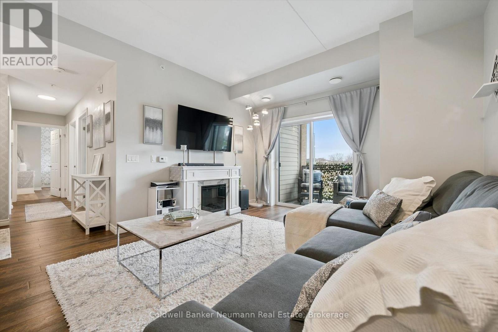 106 - 7 KAY CRESCENT