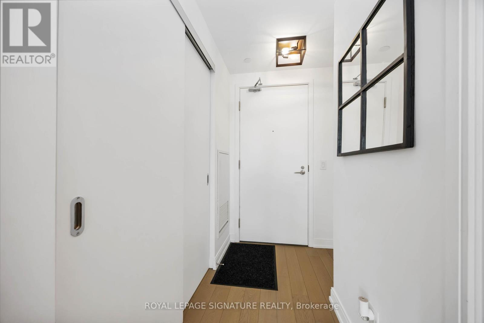 513 - 1100 KINGSTON ROAD