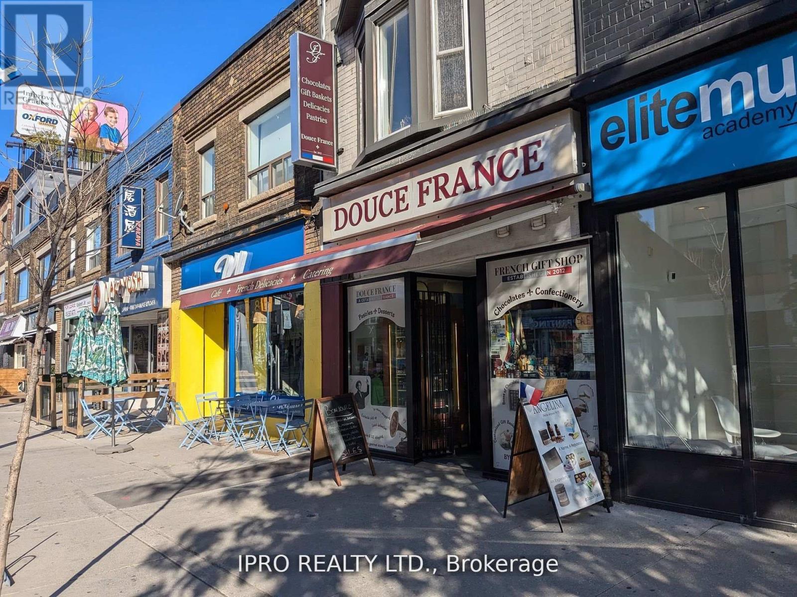 820 DANFORTH AVENUE