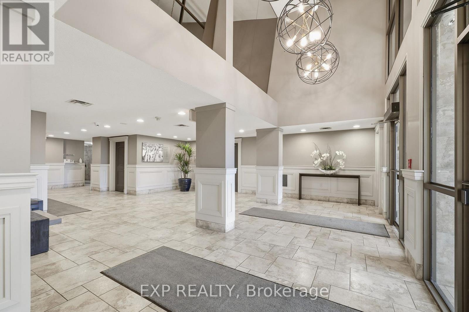 1106 - 250 PALL MALL STREET