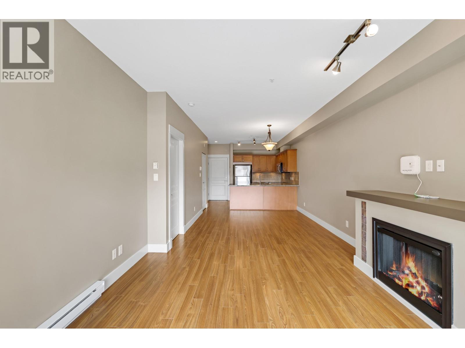 318 1336 MAIN STREET