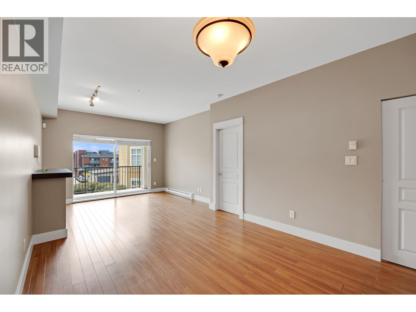 318 1336 MAIN STREET