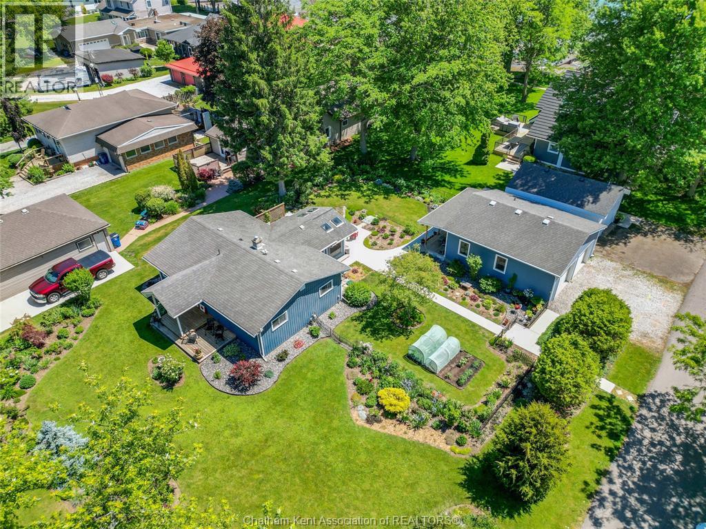 Photo 1 of 50 — 601 Towanda BOULEVARD, Erie Beach, ON N0P1A0