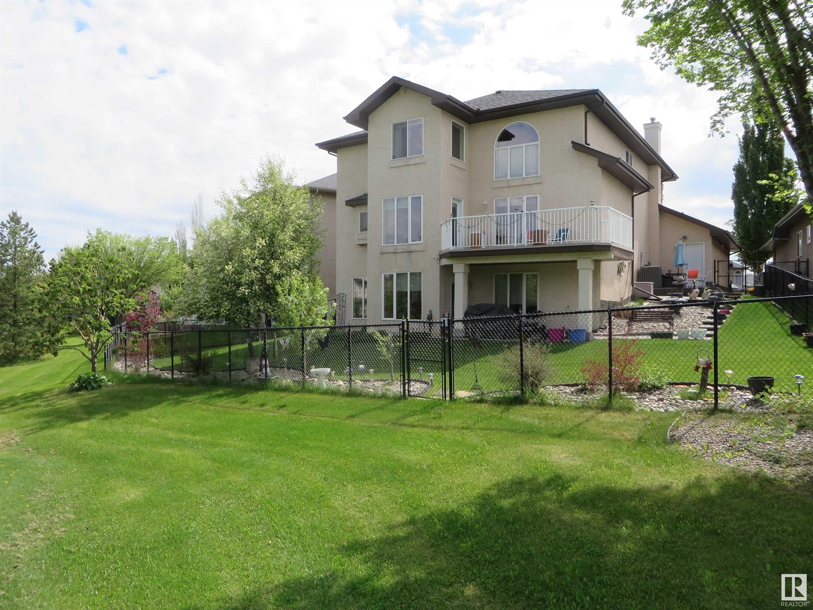 1524 Haswell CL NW