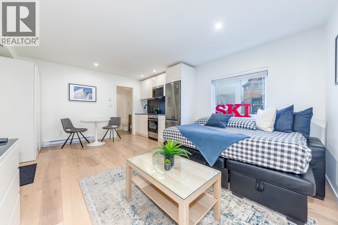 318 2111 WHISTLER ROAD