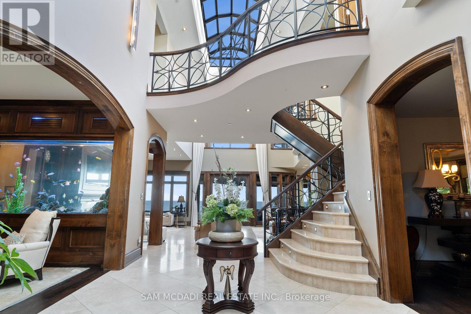 1500 WATERSEDGE ROAD
