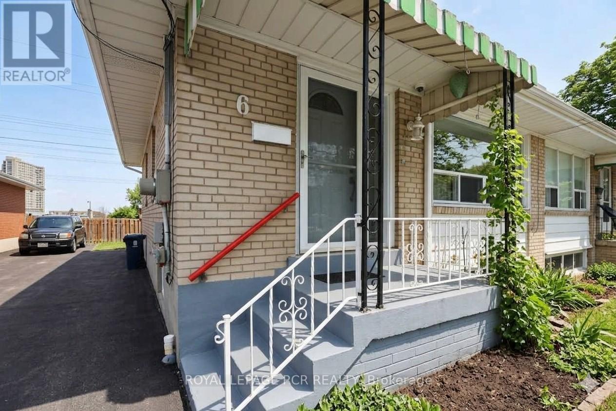 6 AILSA CRAIG COURT