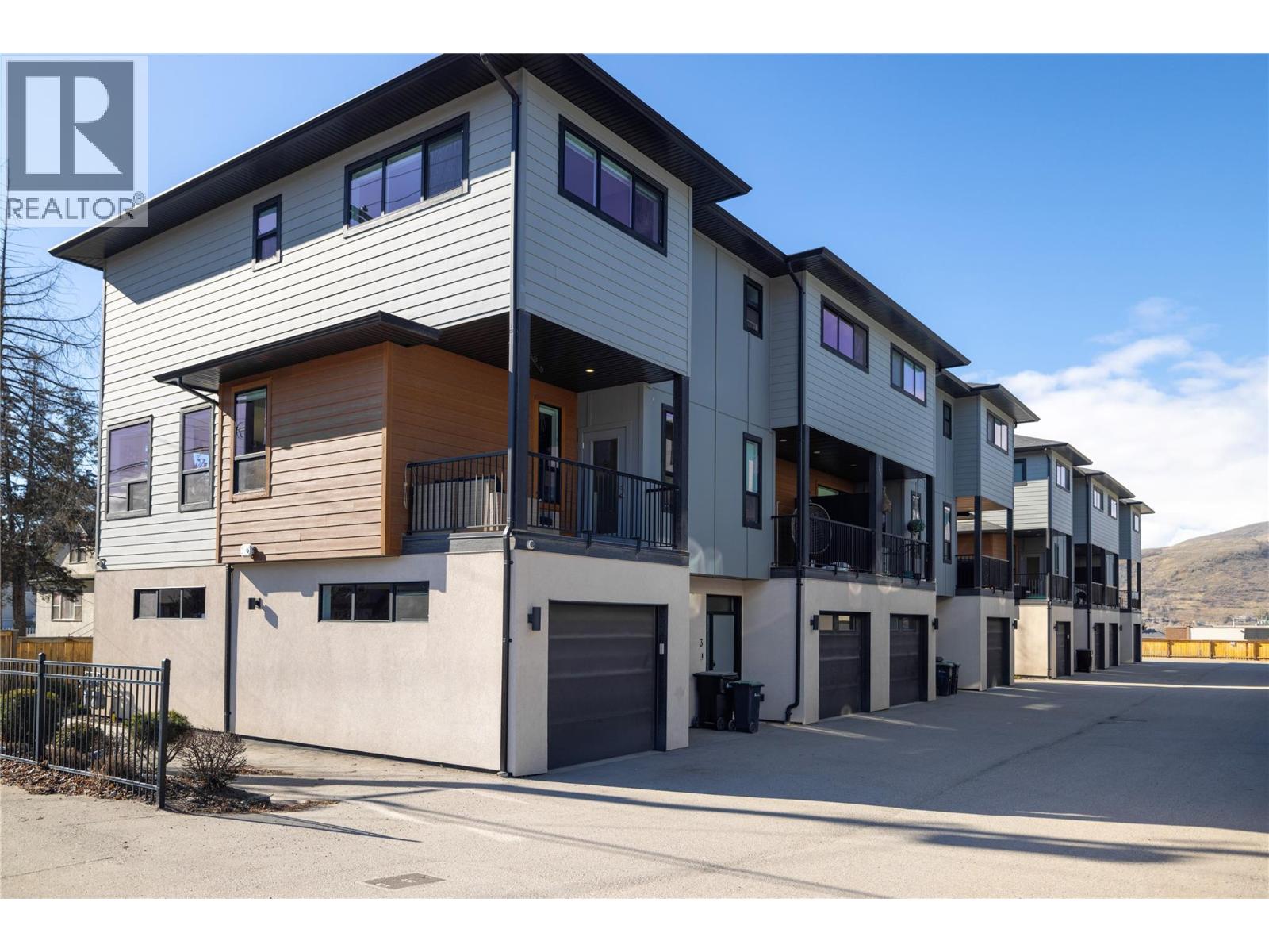 4602 20 Street Unit# 2
