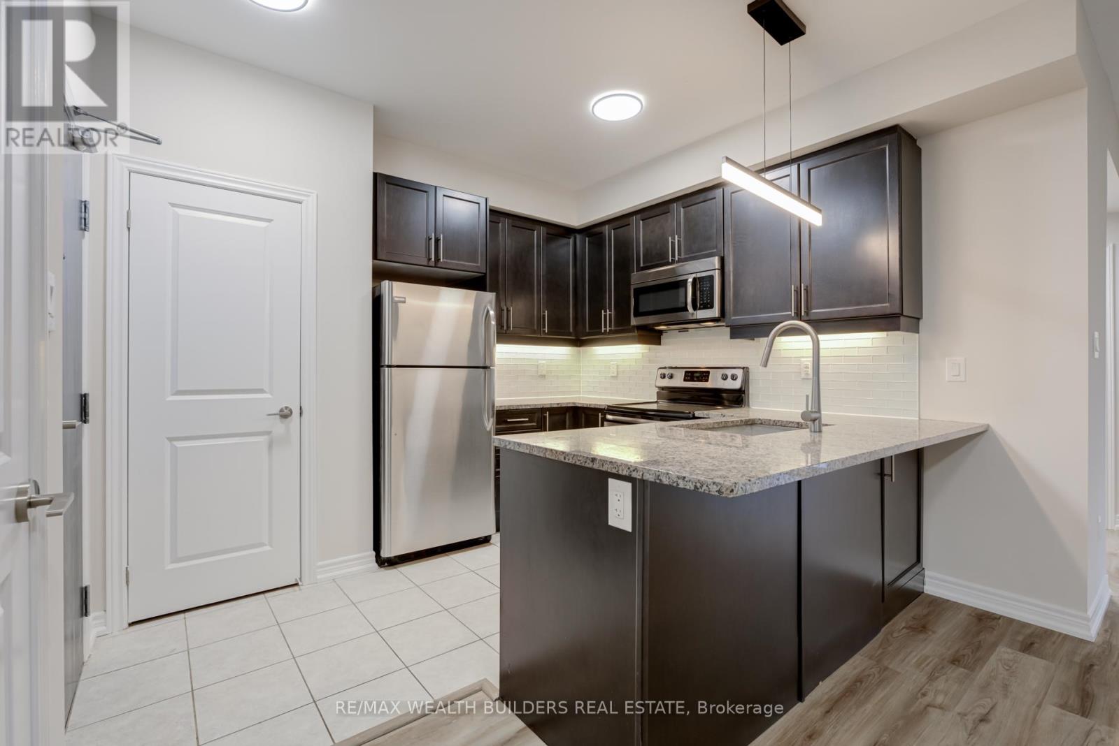 202 - 2333 SAWGRASS DRIVE
