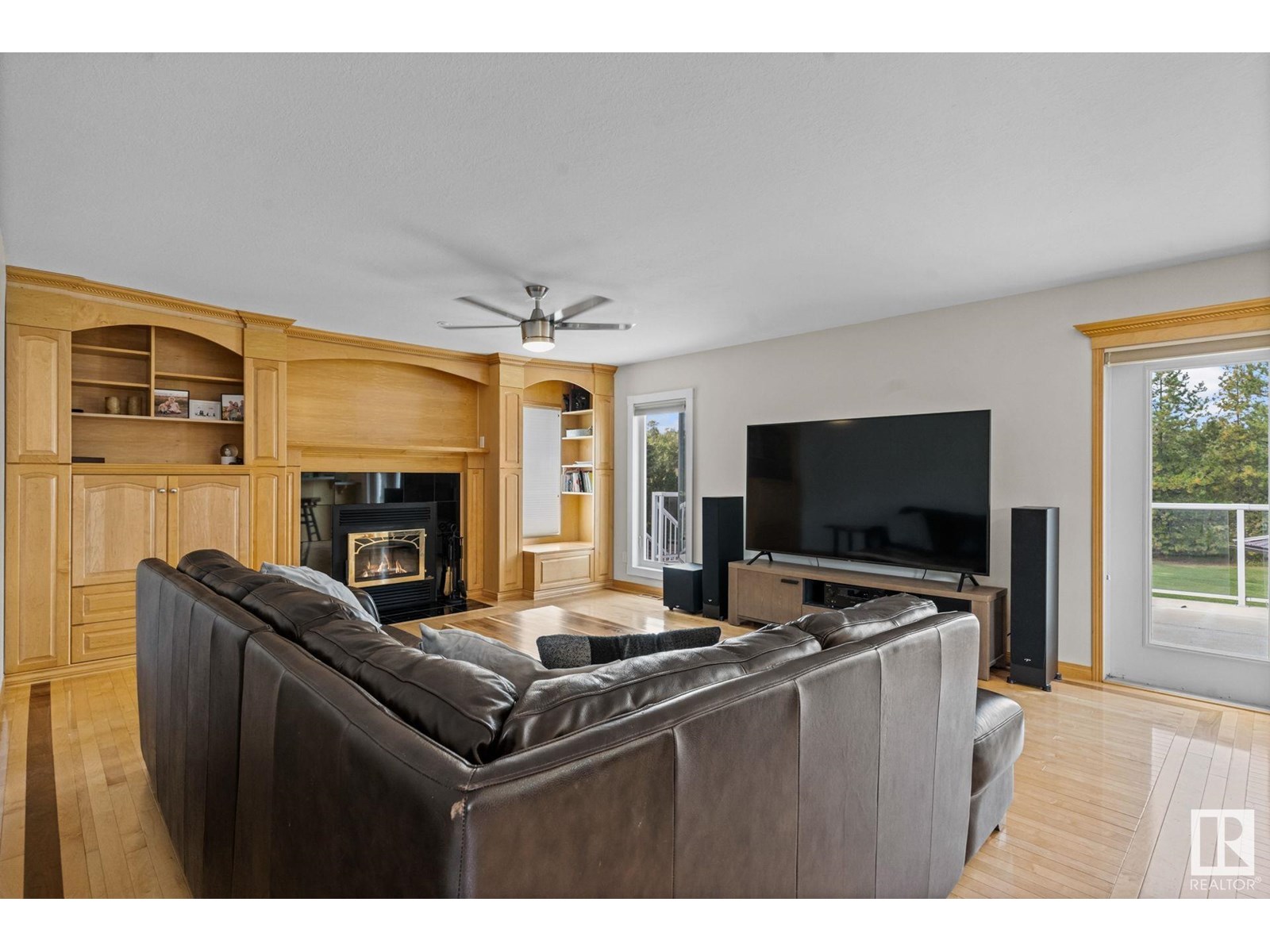 #277 52514 RGE ROAD 223