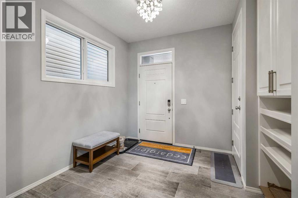 1464 Livingston Way NE