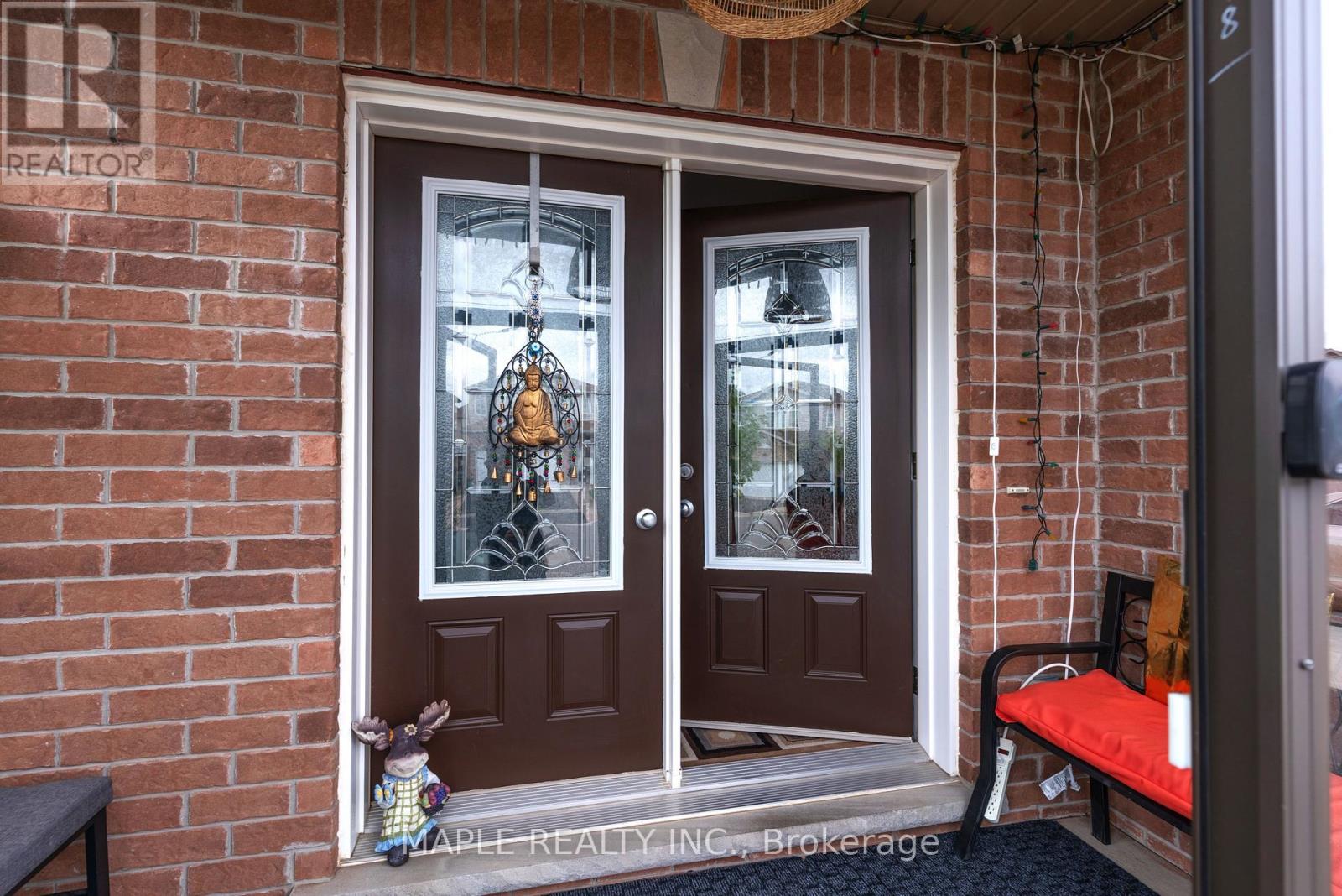177 CURZON CRESCENT
