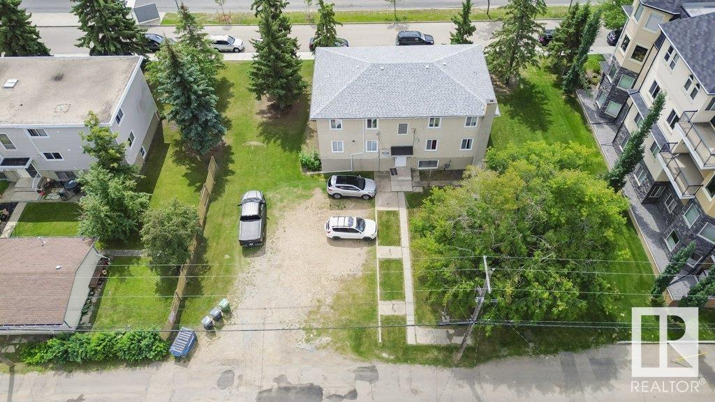 8710 82 AV NW