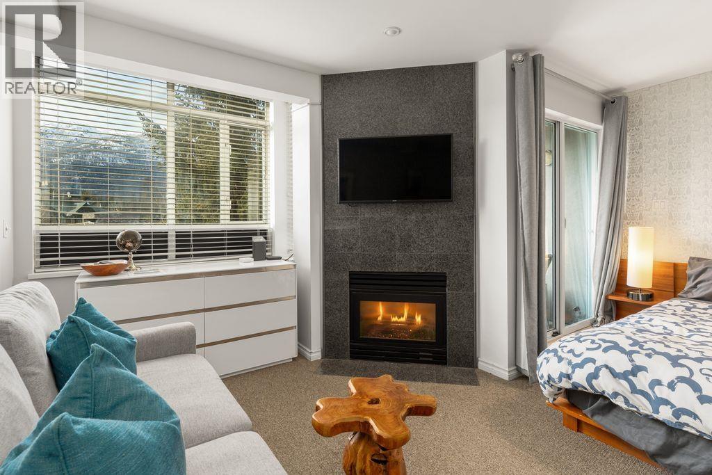 348 4314 MAIN STREET