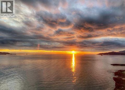 1201 2288 BELLEVUE AVENUE West Vancouver BC V7V1C6