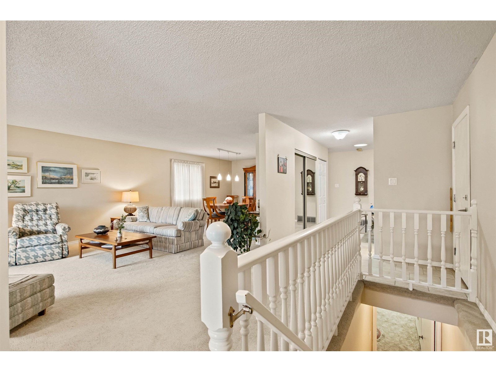 10632 153 AV NW