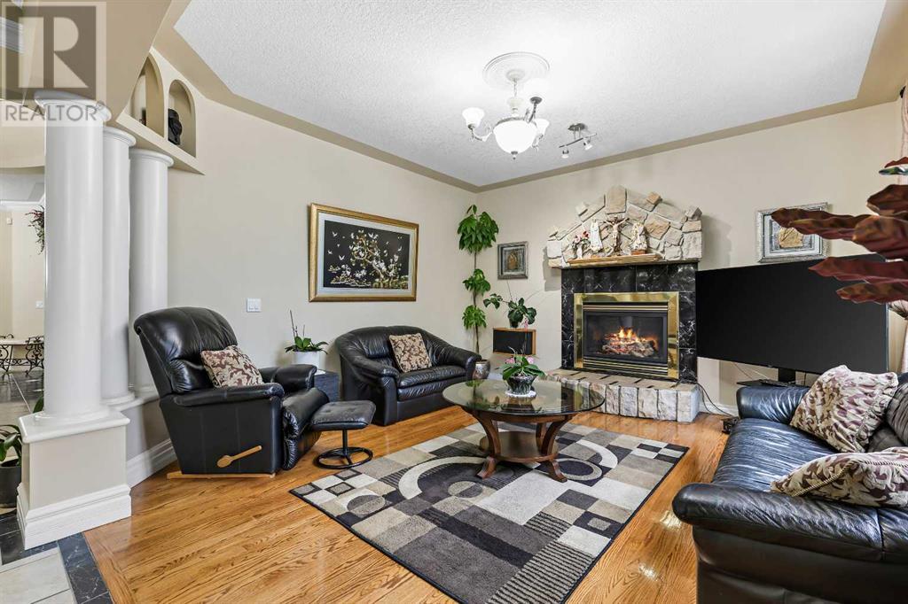 10 Strathridge Court SW