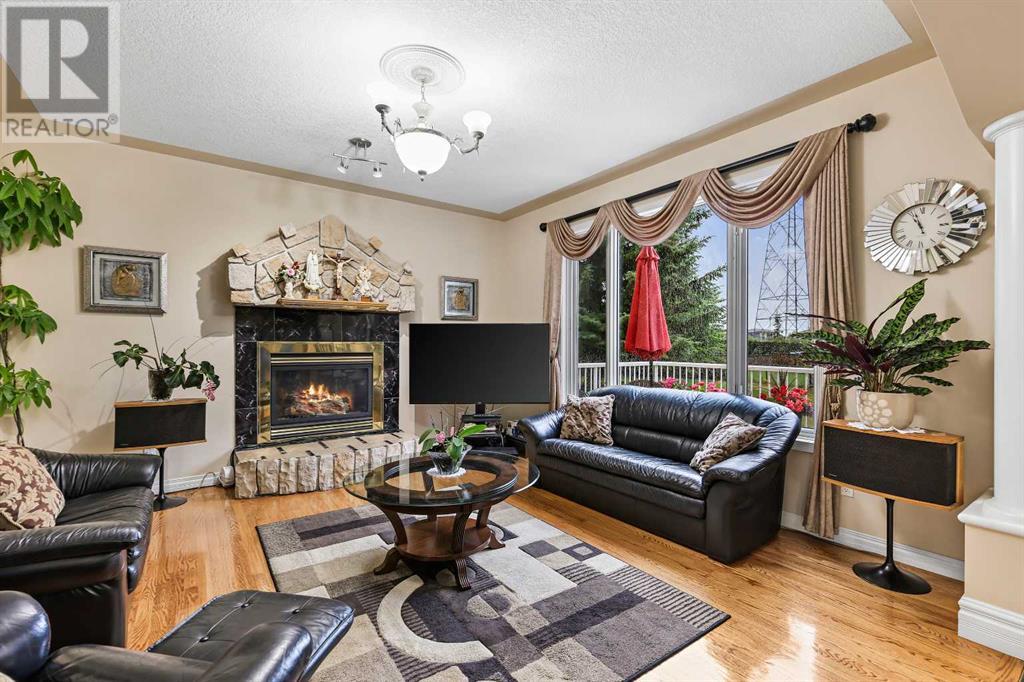 10 Strathridge Court SW