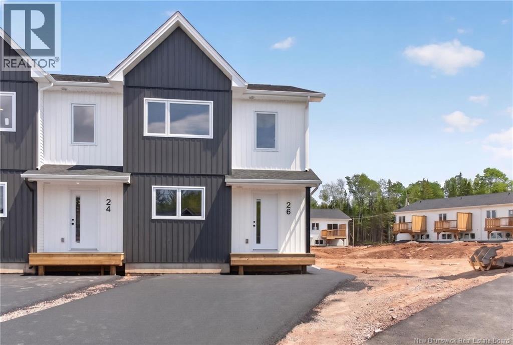 Photo 1 of 44 — 16 Cedric Court, Dieppe, NB E1A7N6