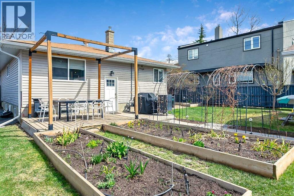 95 Hillgrove Crescent SW