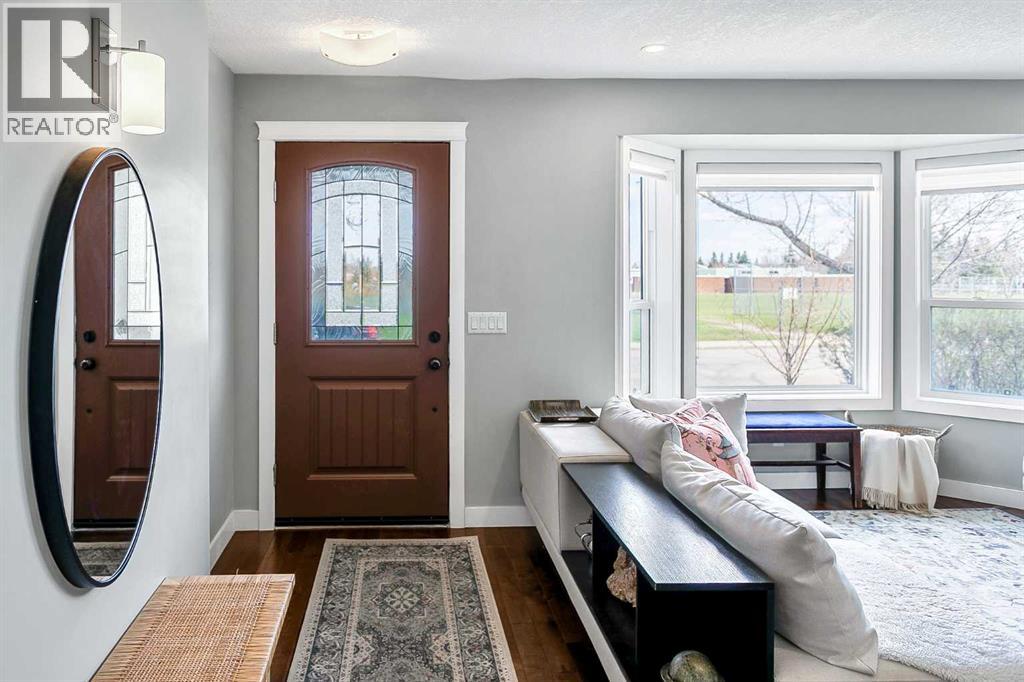 95 Hillgrove Crescent SW