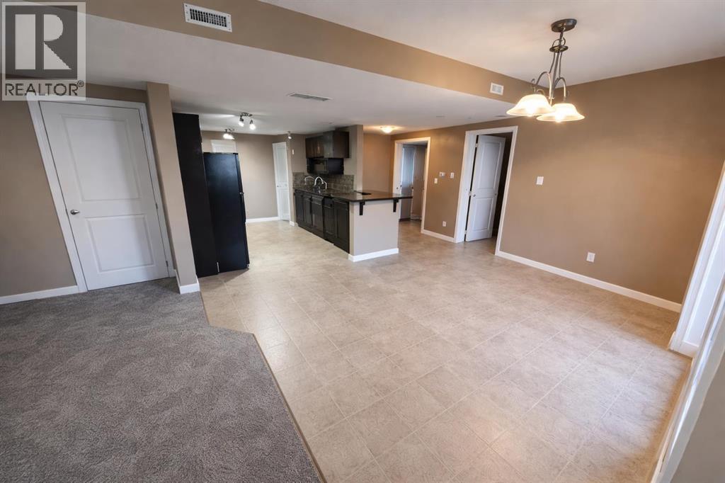 2, 189 Silkstone Road W